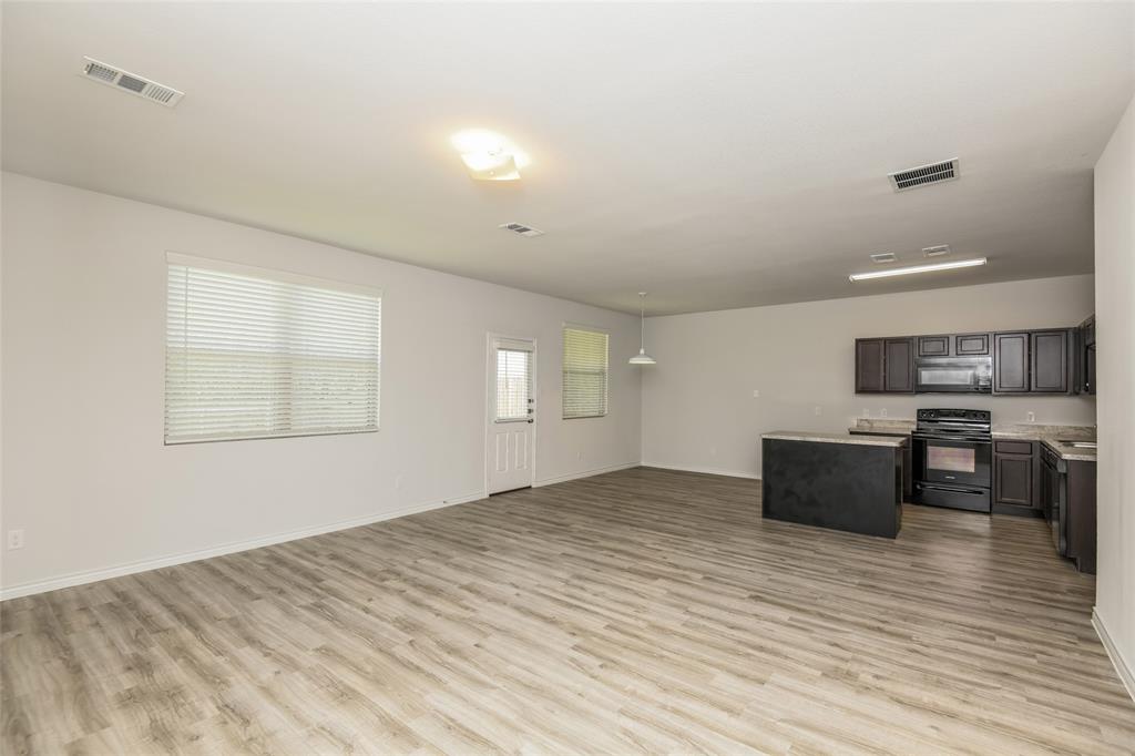 2802 Redhead Place Property Photo 5