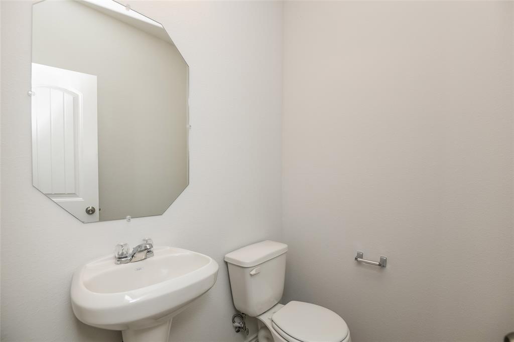 2802 Redhead Place Property Photo 11