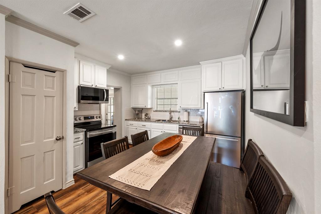 3458 Suffolk Drive Property Photo 10