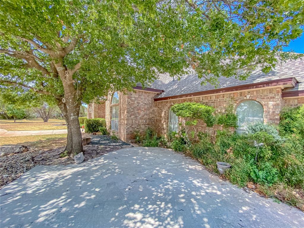 549 Country Place Property Photo 8