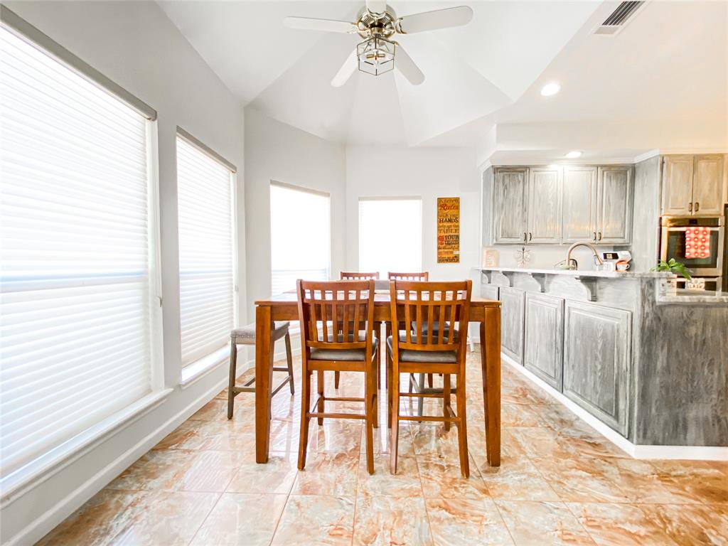 549 Country Place Property Photo 17