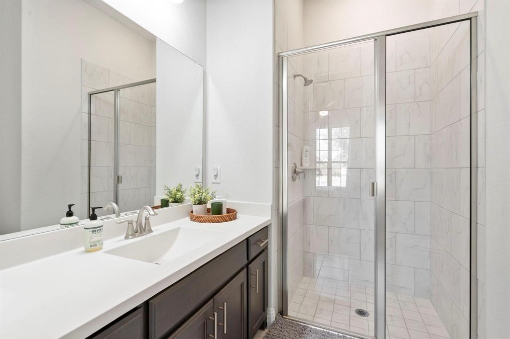 2713 Maverick Way Property Photo 23