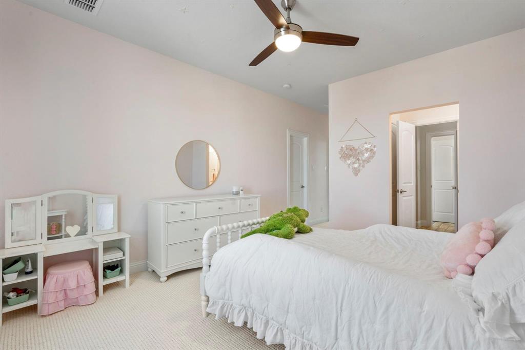 2713 Maverick Way Property Photo 28