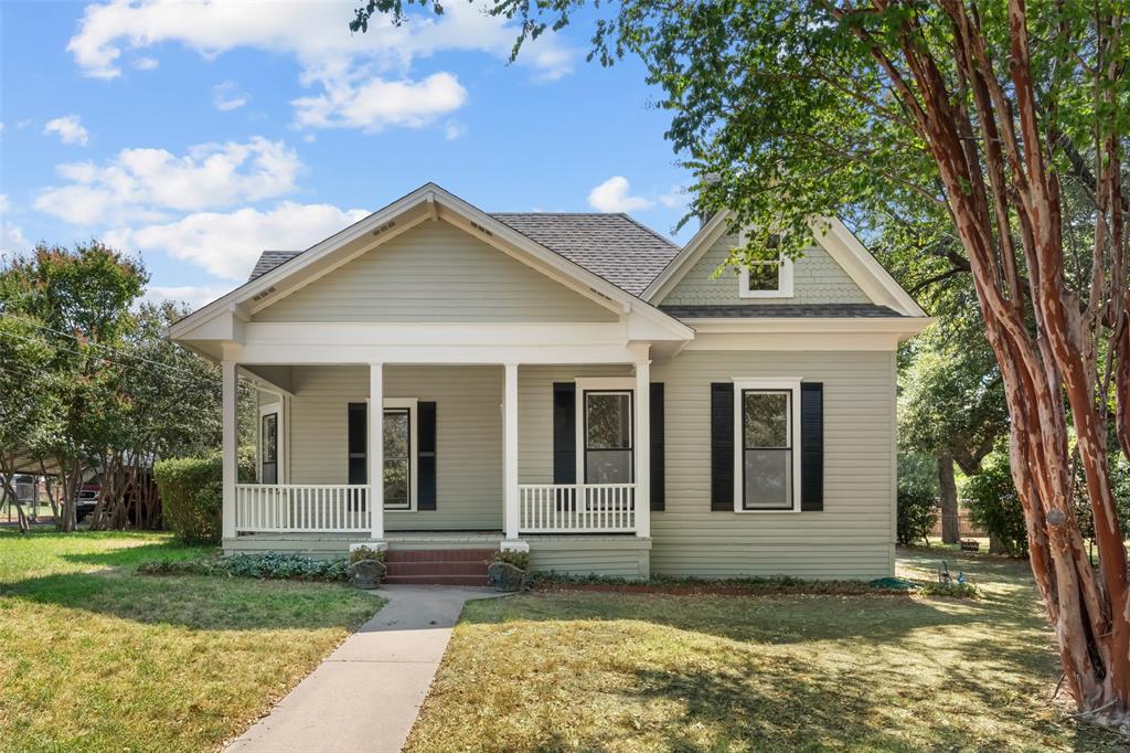 206 E Josephine Street