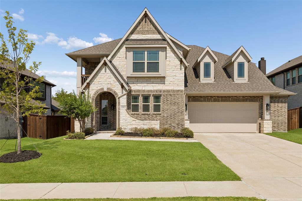 1005 Best Road Property Photo 1