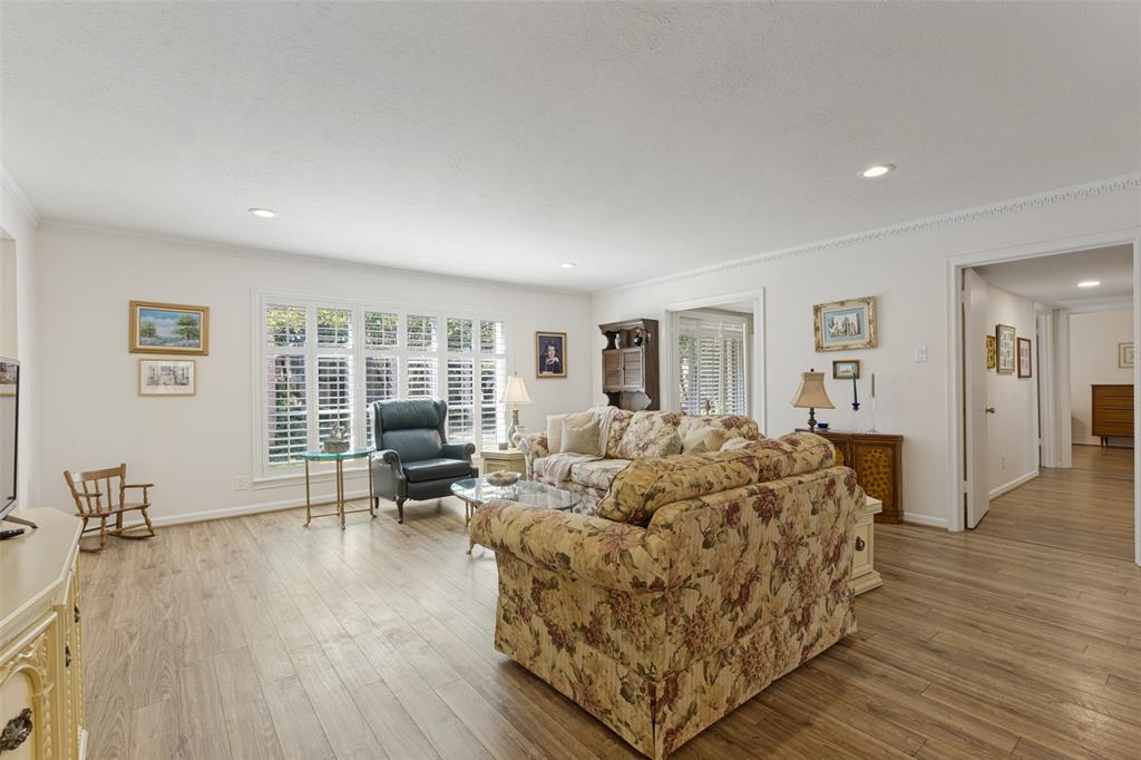 6311 Bandera Avenue A Property Photo 6
