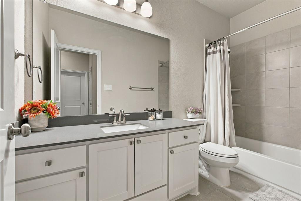 288 Brazos Street Property Photo 5