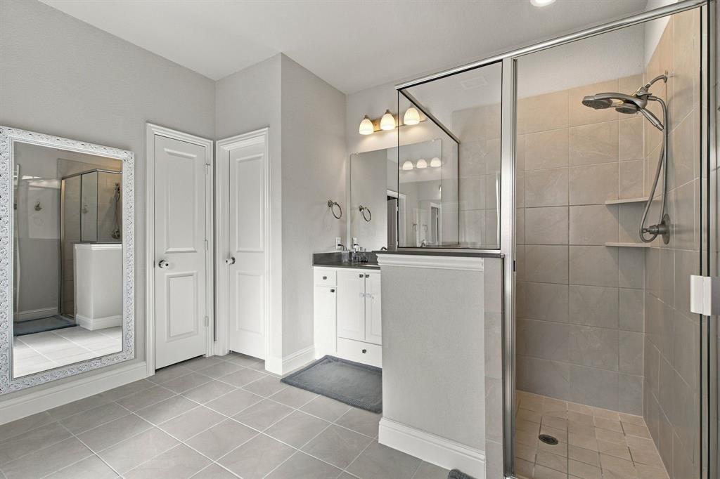288 Brazos Street Property Photo 20