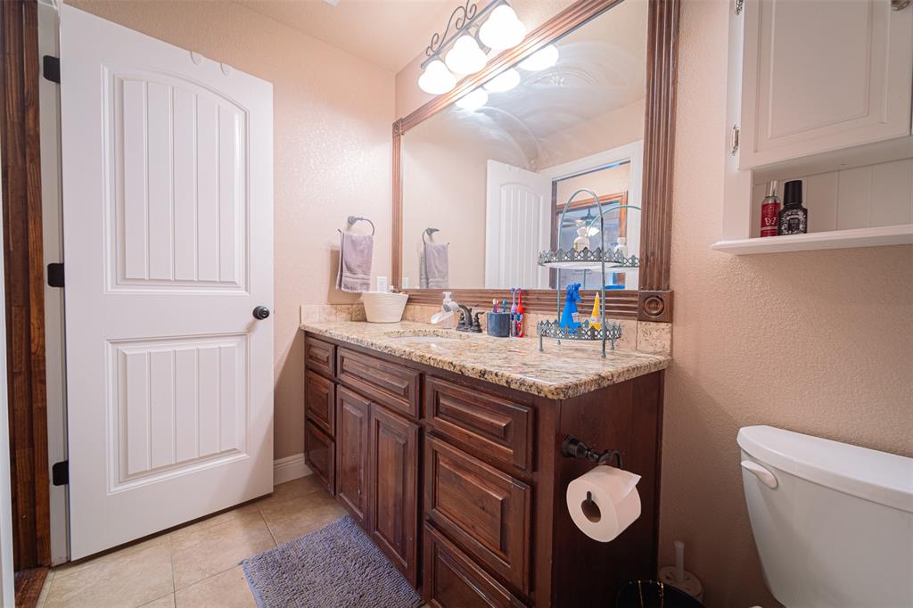 818 Flat Water Drive Property Photo 27