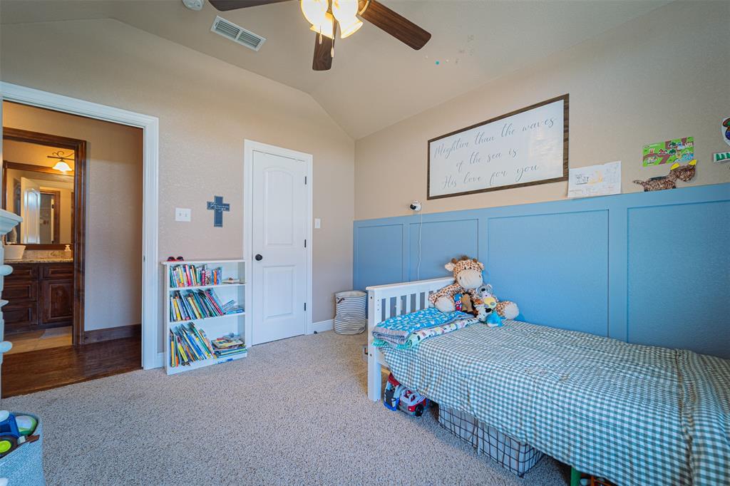 818 Flat Water Drive Property Photo 29