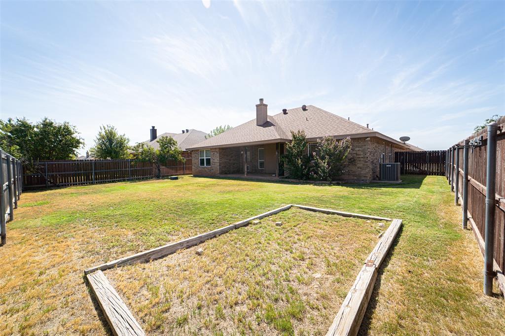 818 Flat Water Drive Property Photo 36