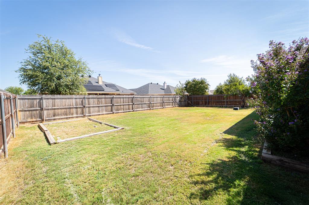 818 Flat Water Drive Property Photo 37