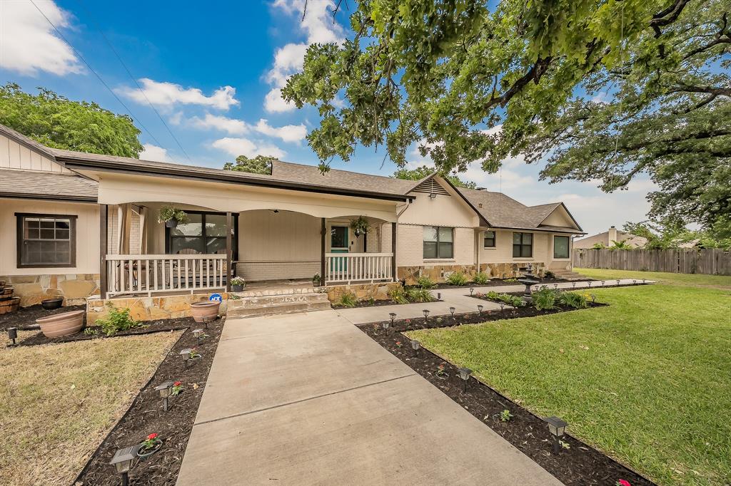 2313 Hickory Creek Road Property Photo 1