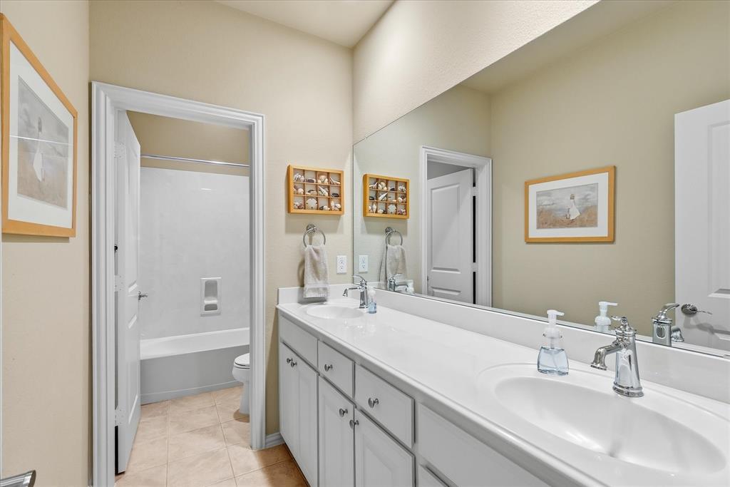 2990 Lakeside Drive Property Photo 25