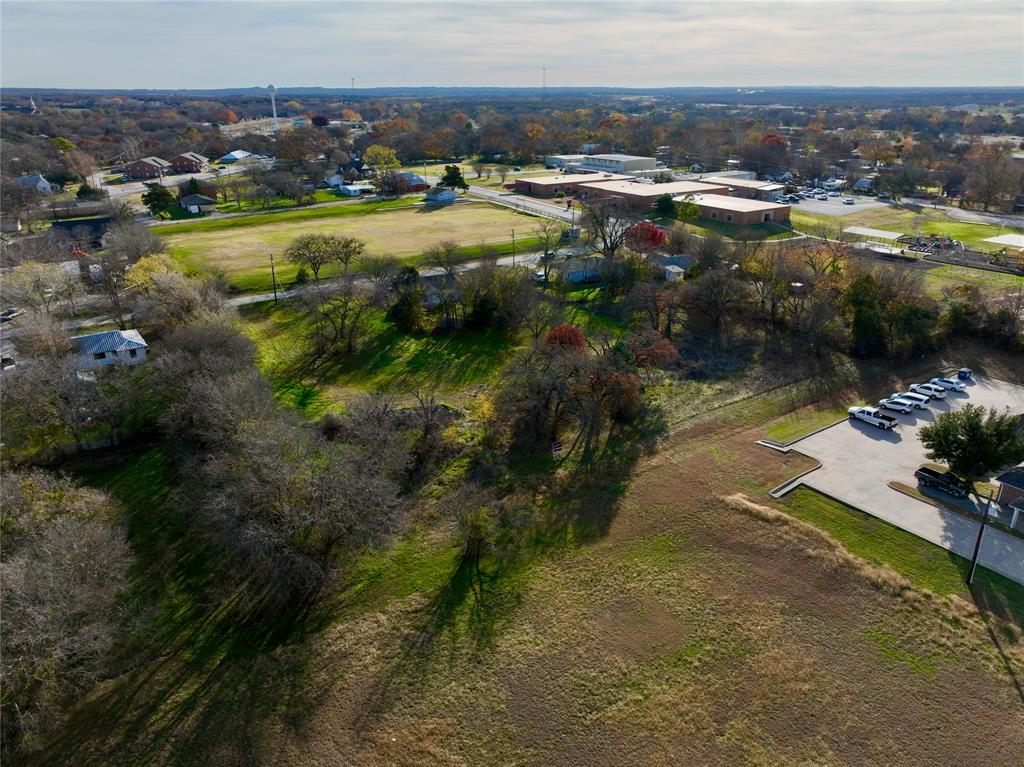 111 N Stadium Drive Property Photo 13