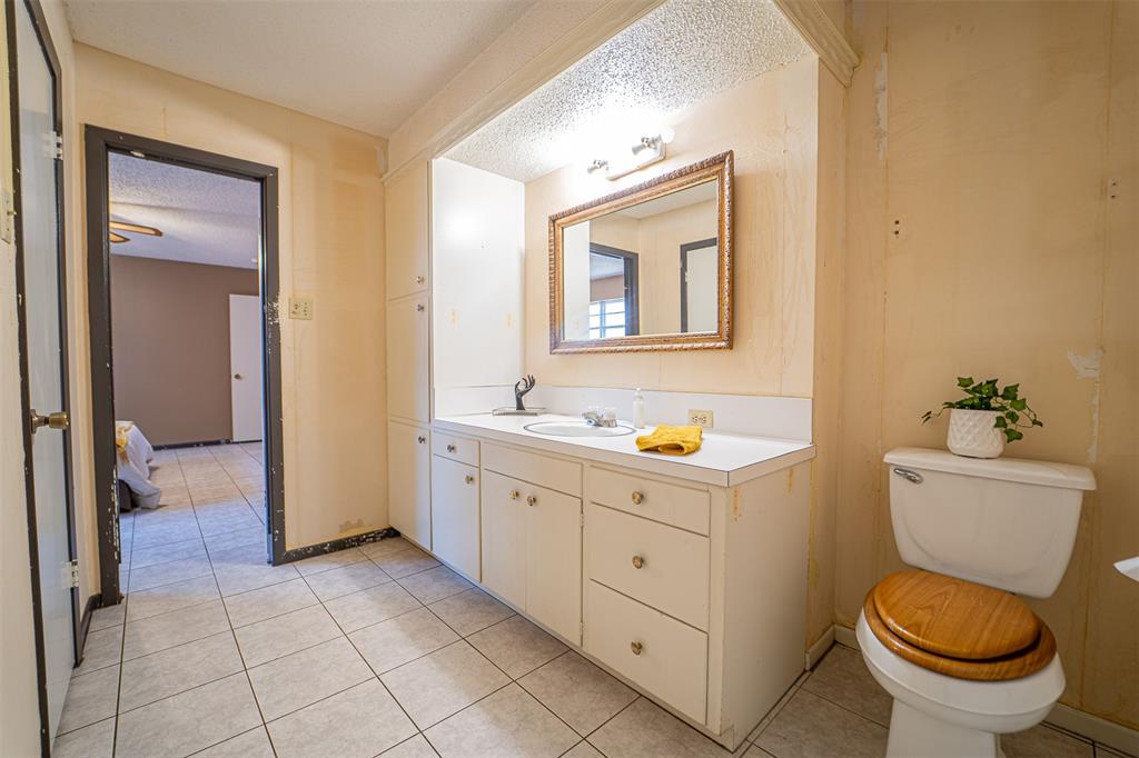 910 Meander Street Property Photo 23