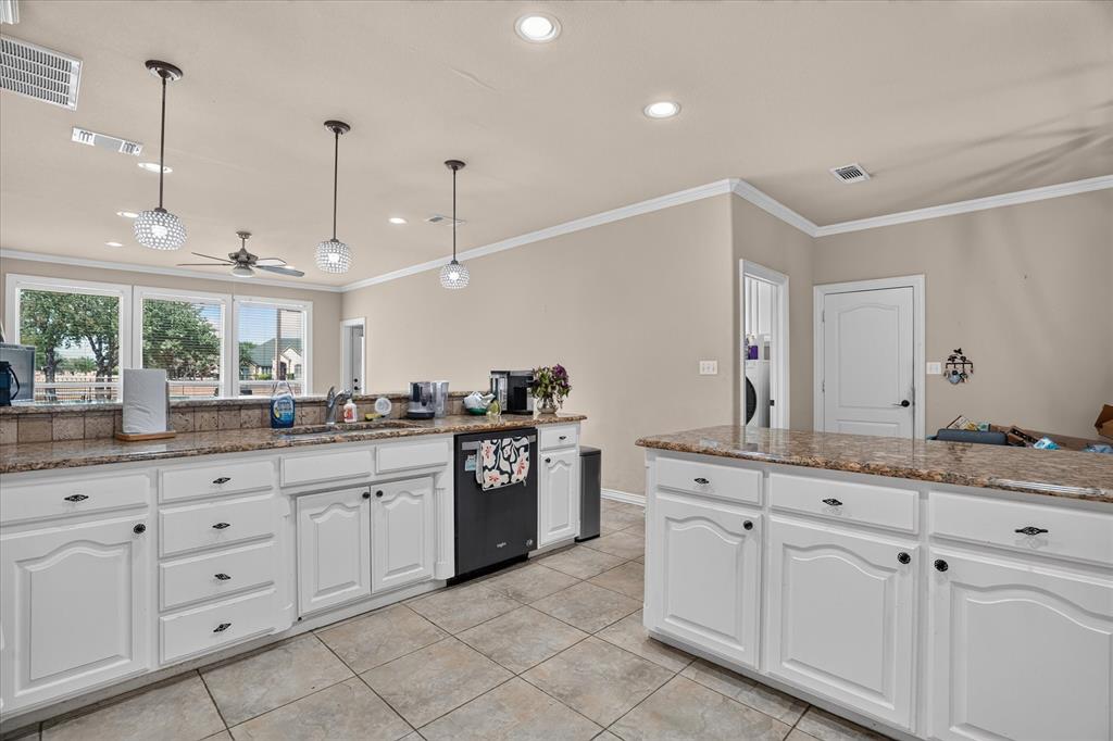 197 Deer Creek Drive Property Photo 12