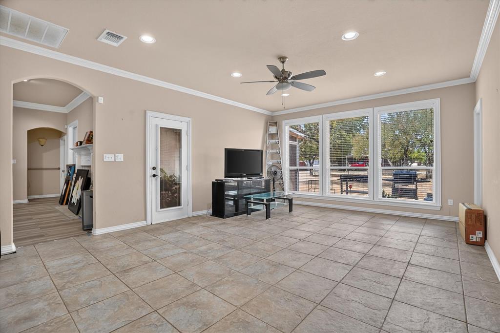 197 Deer Creek Drive Property Photo 13