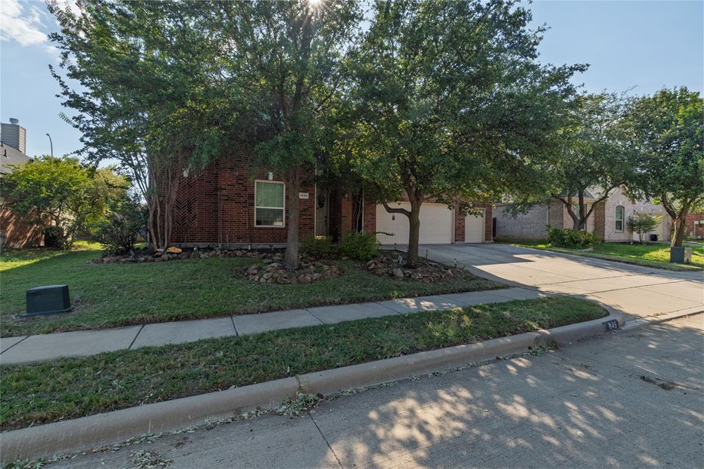 11845 Warbler Lane Property Photo 2