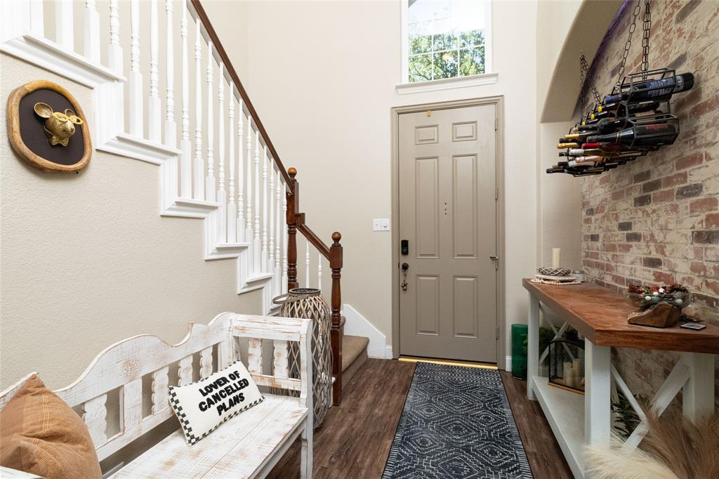 11845 Warbler Lane Property Photo 6