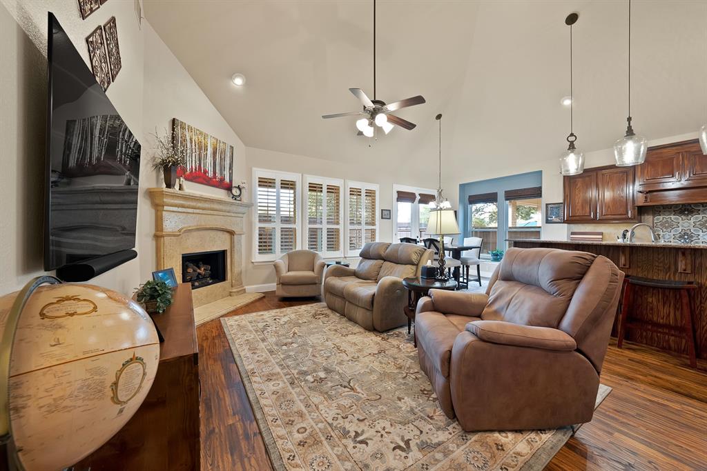 1406 St Tropez Lane Property Photo 2
