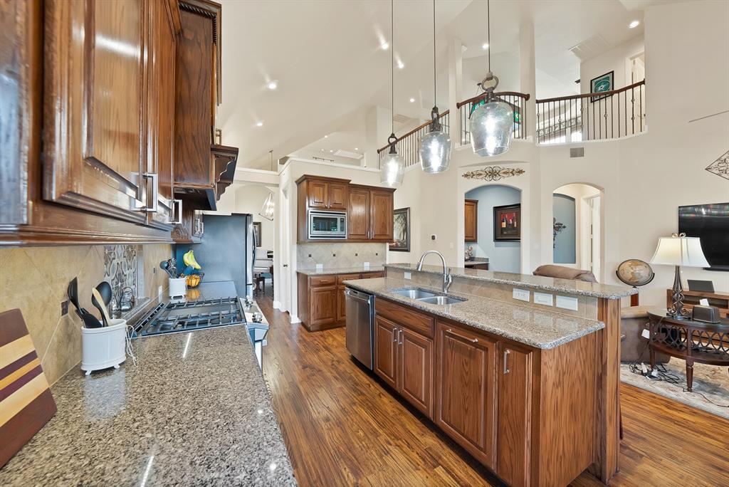 1406 St Tropez Lane Property Photo 18