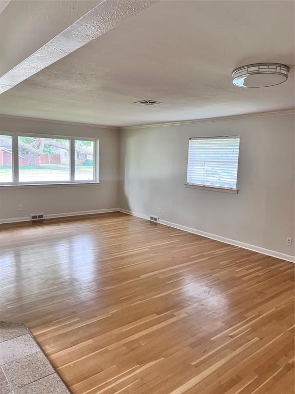 3539 Merrell Road Property Photo 3