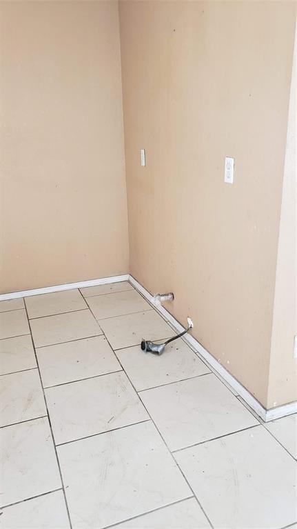 400 E Wise Street Property Photo 13