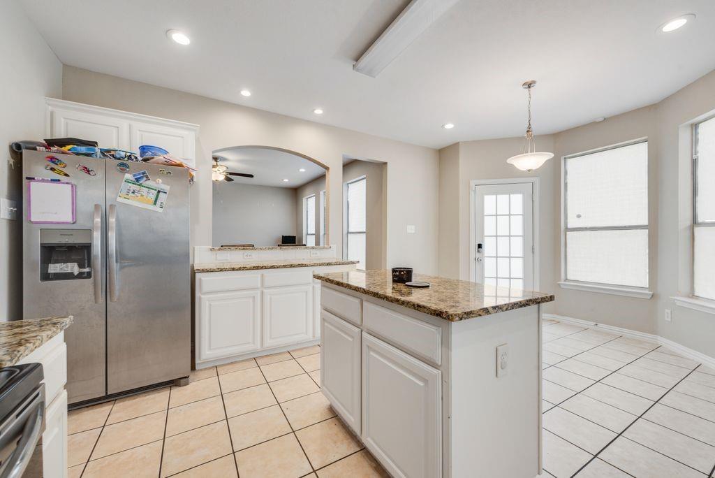 2300 Springmere Drive Property Photo 16