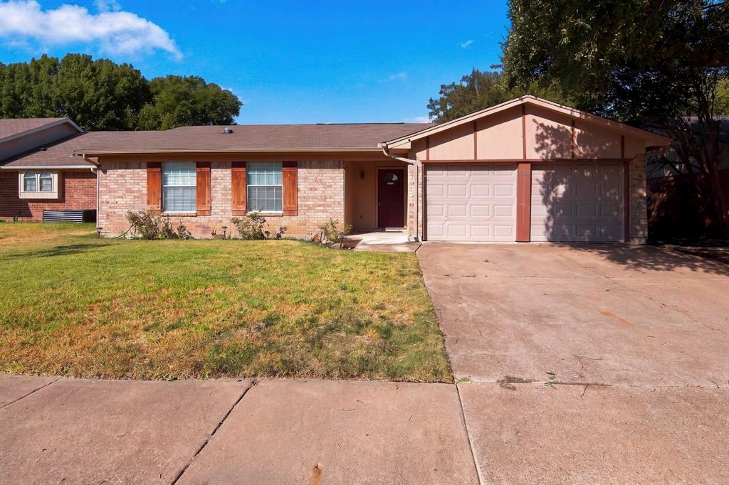 7917 Berrybrook Drive Property Photo 1