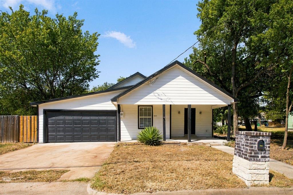 807 Wyatt Street Property Photo 1