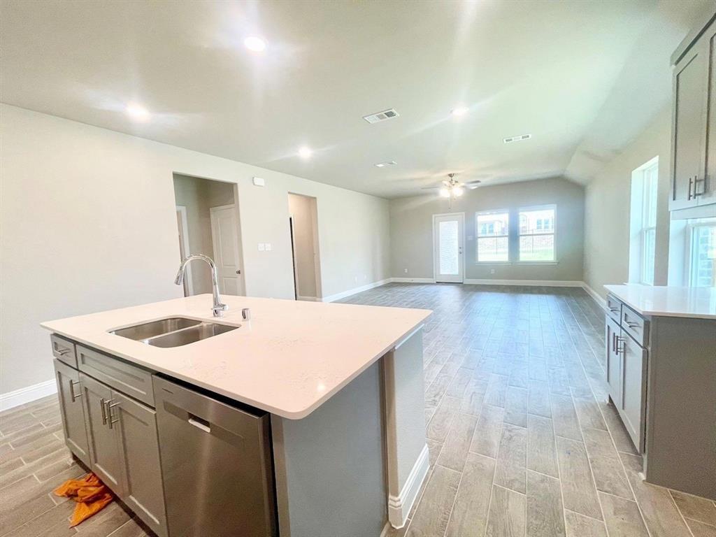 809 Tartane Drive Property Photo 10