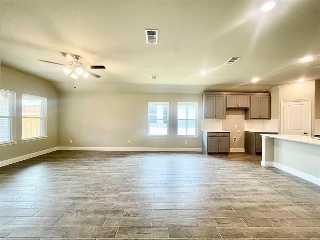 809 Tartane Drive Property Photo 12
