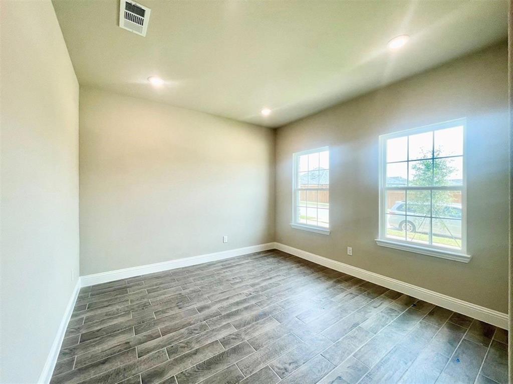 809 Tartane Drive Property Photo 14