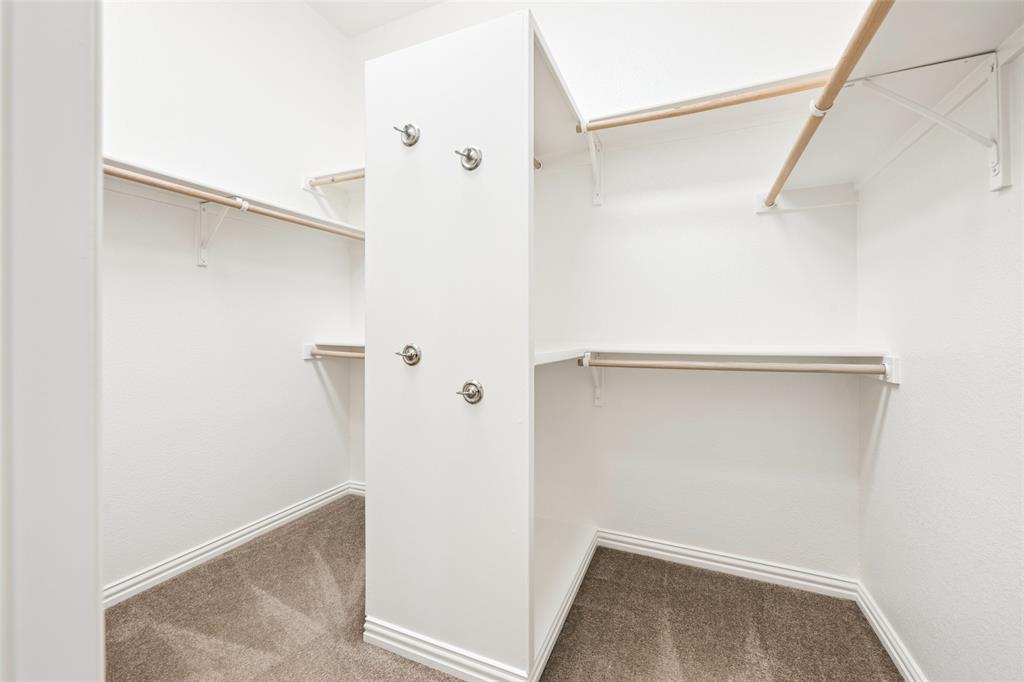 936 Water Oak Drive Property Photo 27