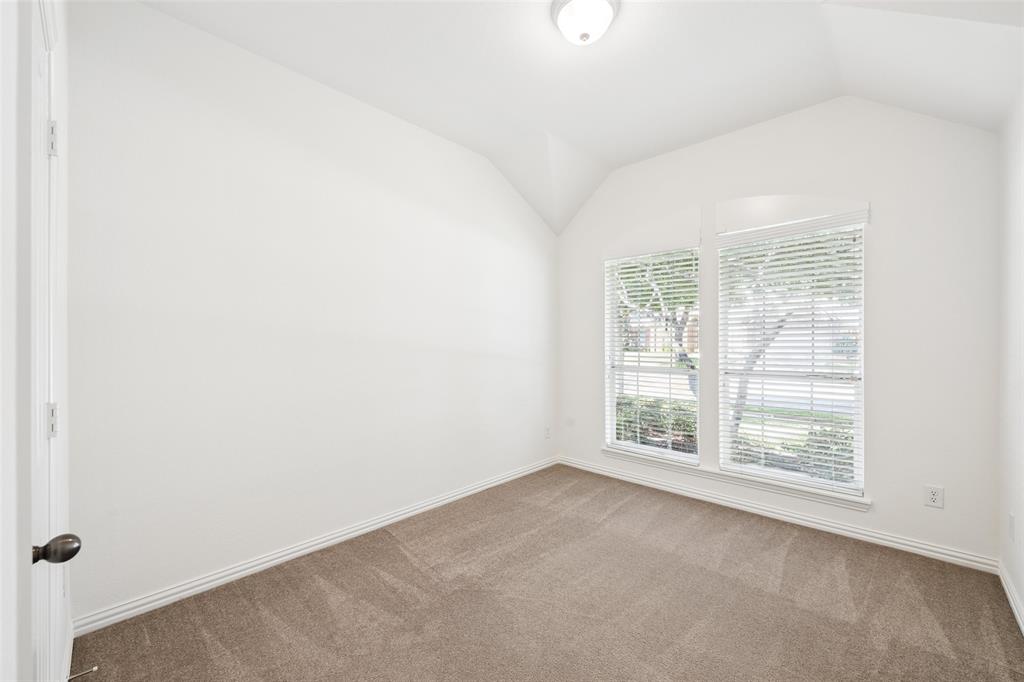936 Water Oak Drive Property Photo 28