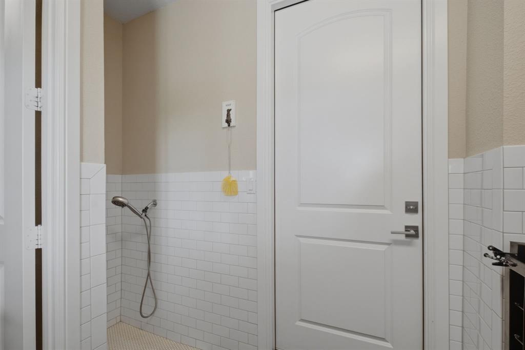 568 Crow Road Property Photo 26