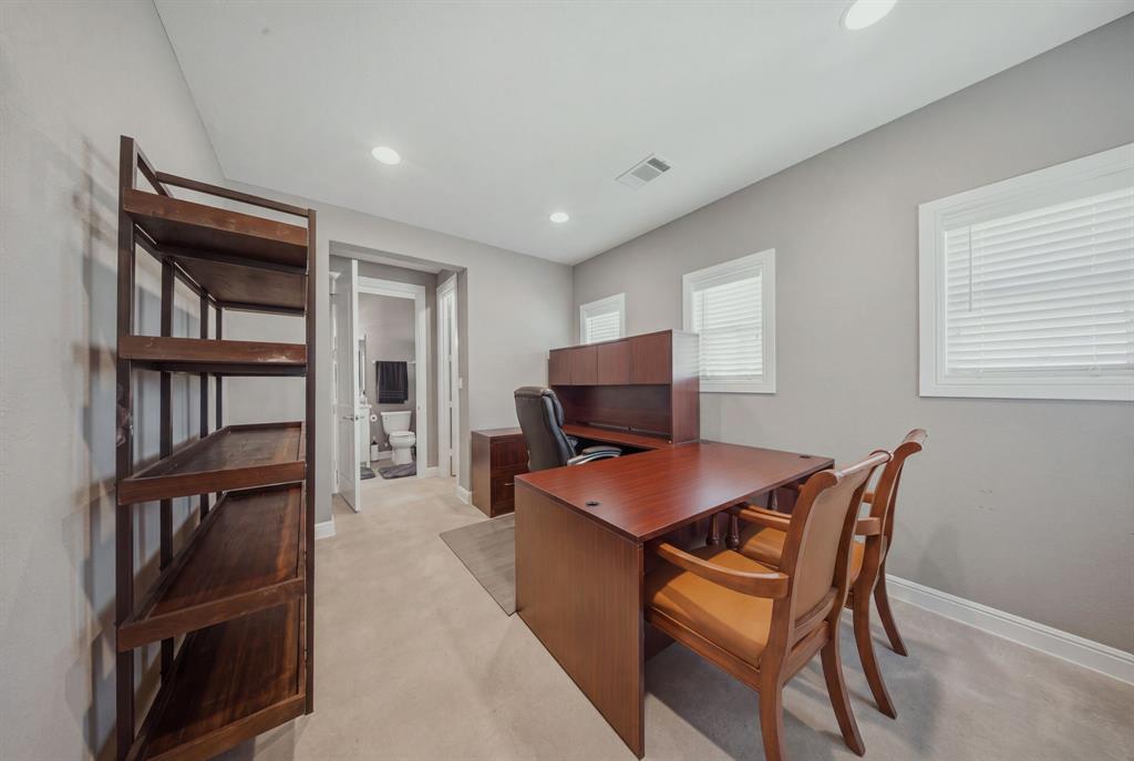 568 Crow Road Property Photo 31