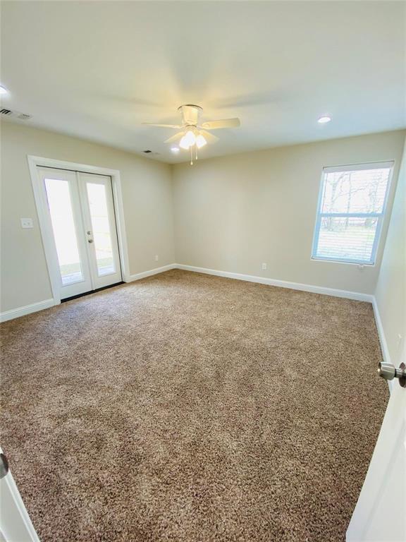 821 W Nelson Street Property Photo 6