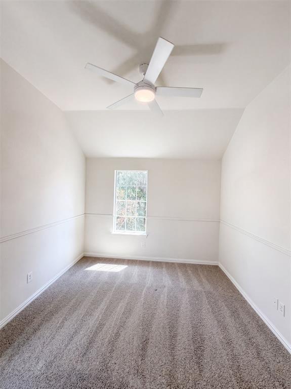 2716 Dearborn Lane Property Photo 11