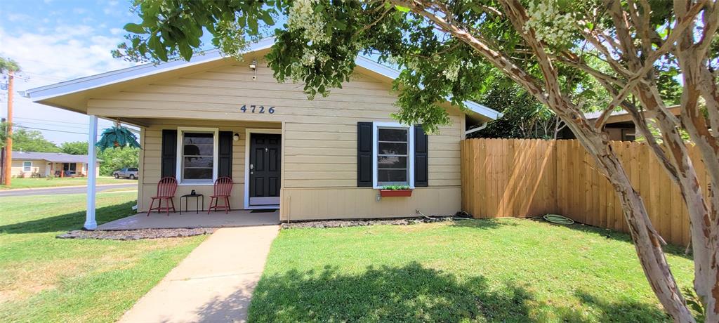 4726 State Street Property Photo 3