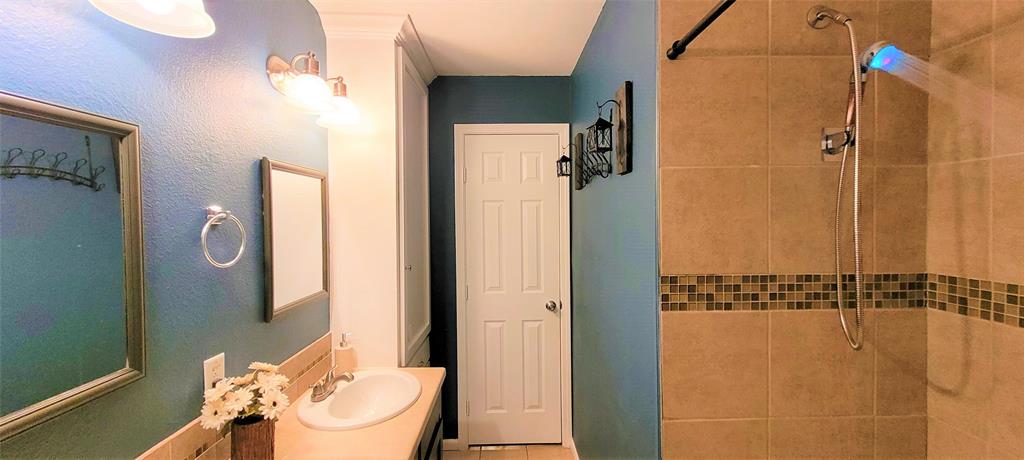 4726 State Street Property Photo 7
