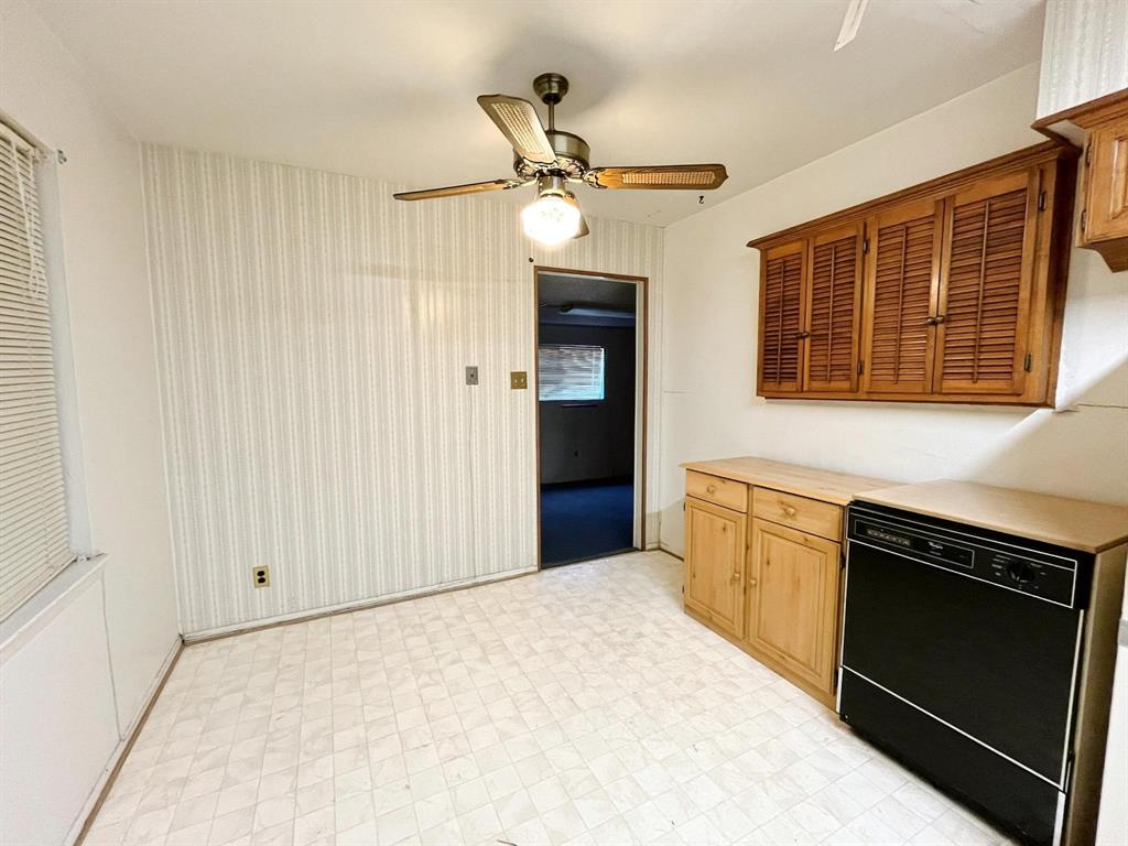 917 Bluebonnet Lane Property Photo 7