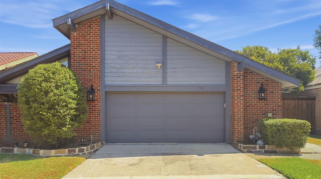 3732 Millswood Drive Property Photo 1