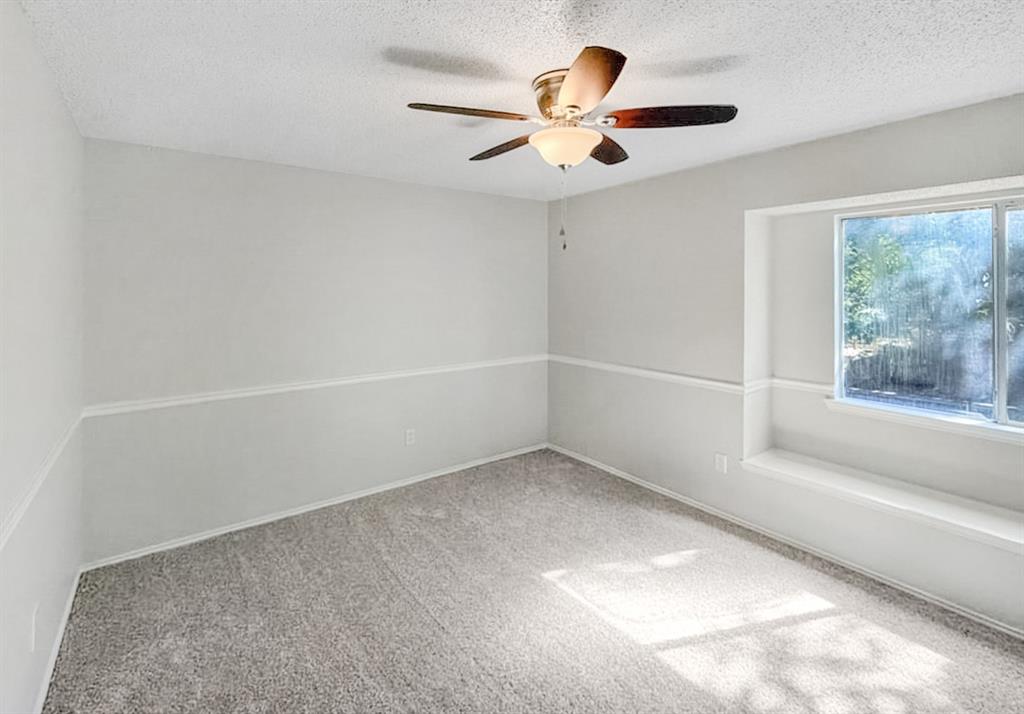 2711 Vistaview Drive Property Photo 21