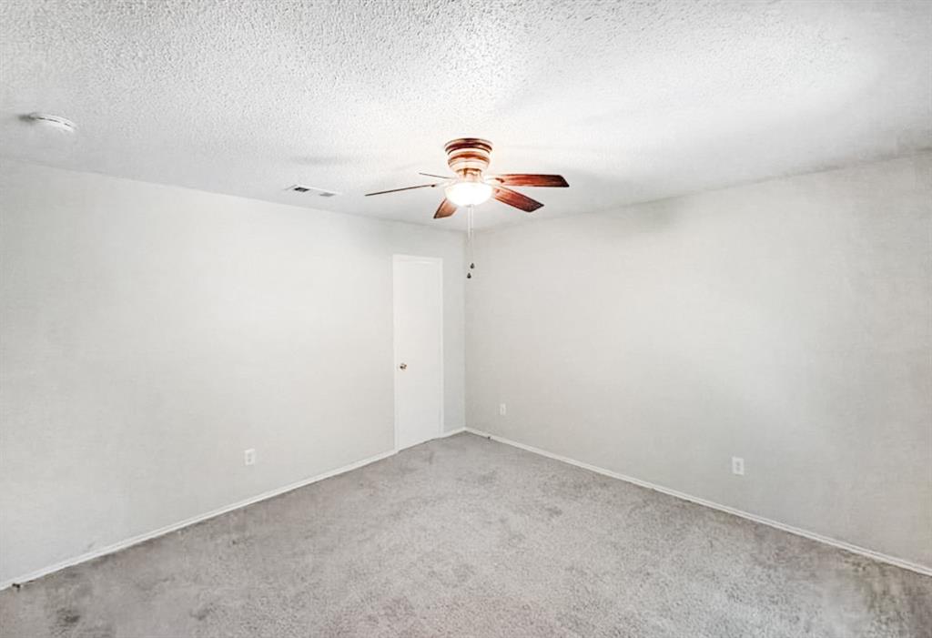 2711 Vistaview Drive Property Photo 23