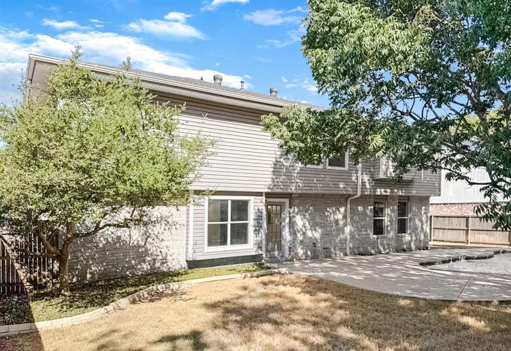 2711 Vistaview Drive Property Photo 25