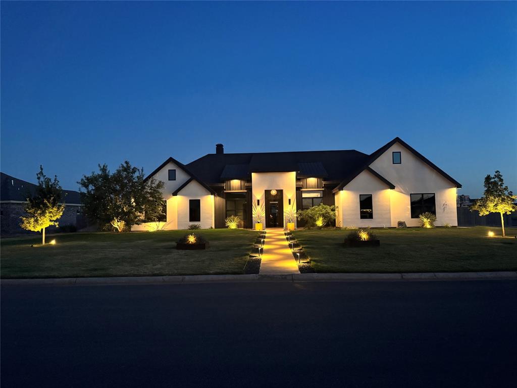 141 Gainesway Drive Property Photo 4
