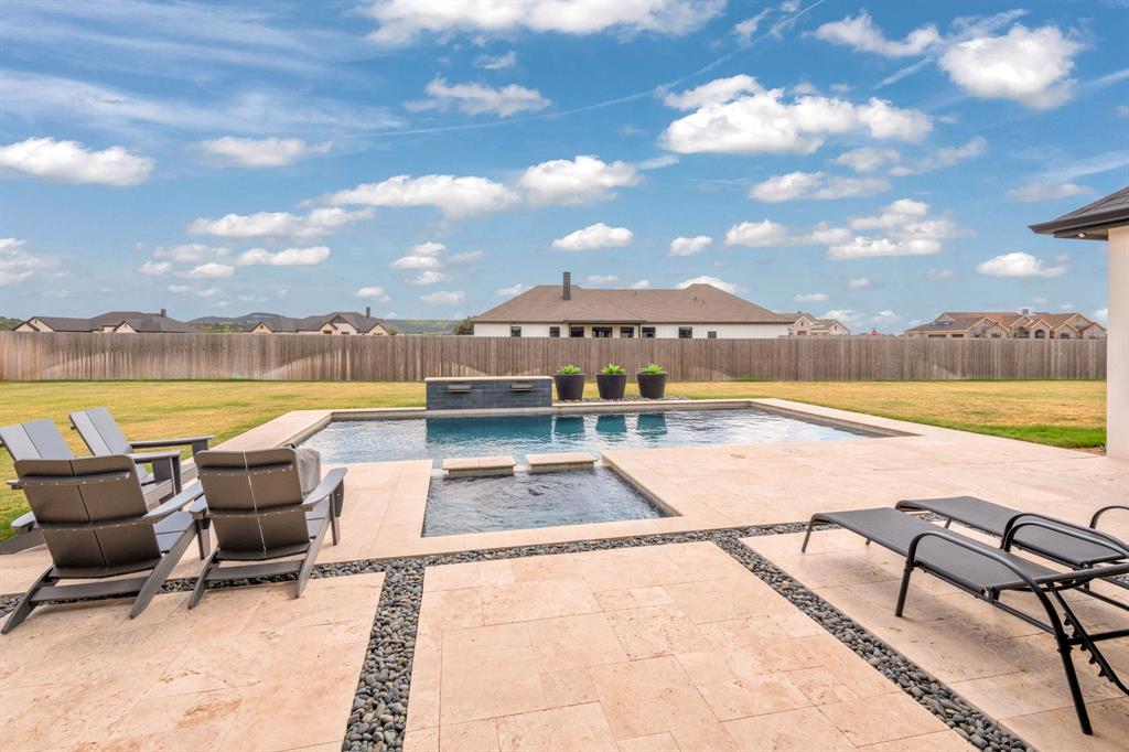 141 Gainesway Drive Property Photo 10