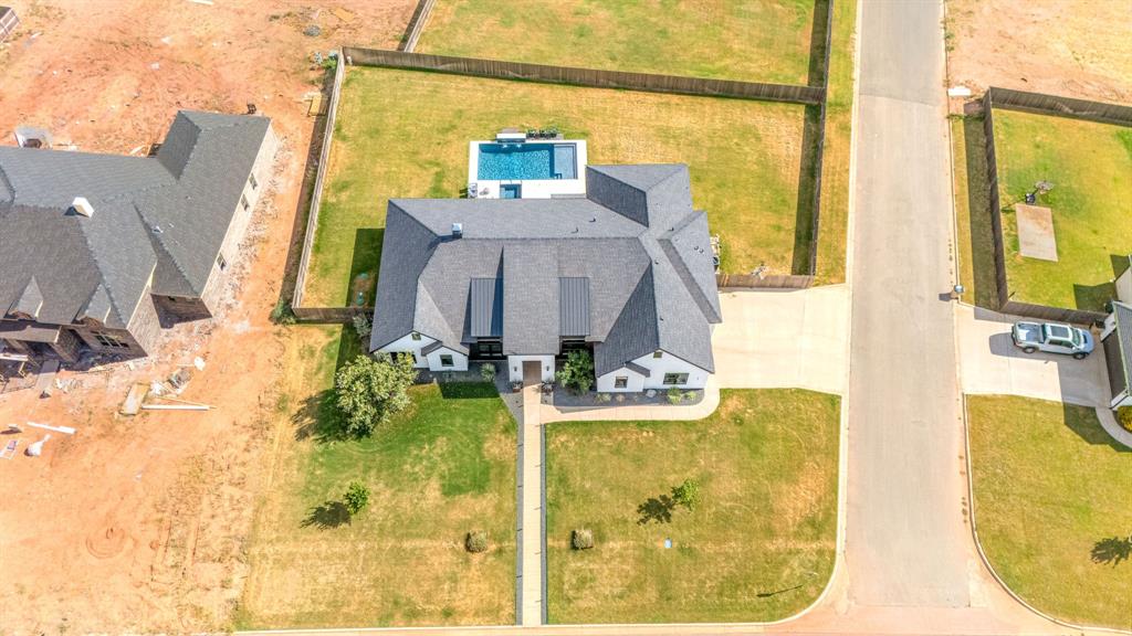 141 Gainesway Drive Property Photo 39
